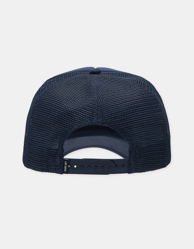 Les Deux - Basketball Player Trucker Cap