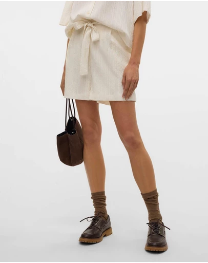 Vero Moda - Ricki High Waisted Relaxed Shorts