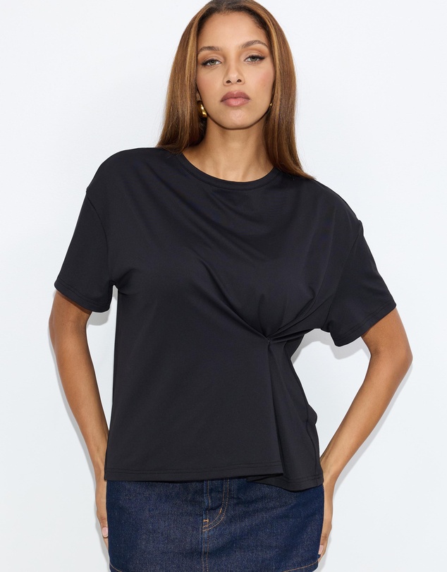 Dazie - Bronte Snap T-Shirt