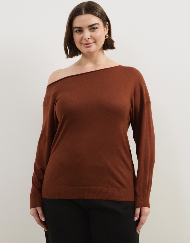 Atmos&Here Curvy - Della Off Shoulder Fine Knit Top