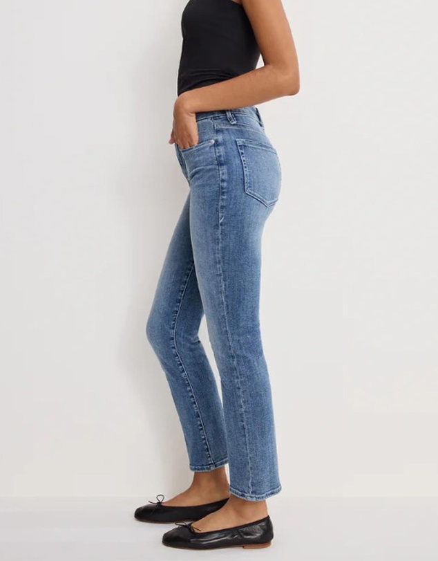 Good American - Good Legs Straight Jeans