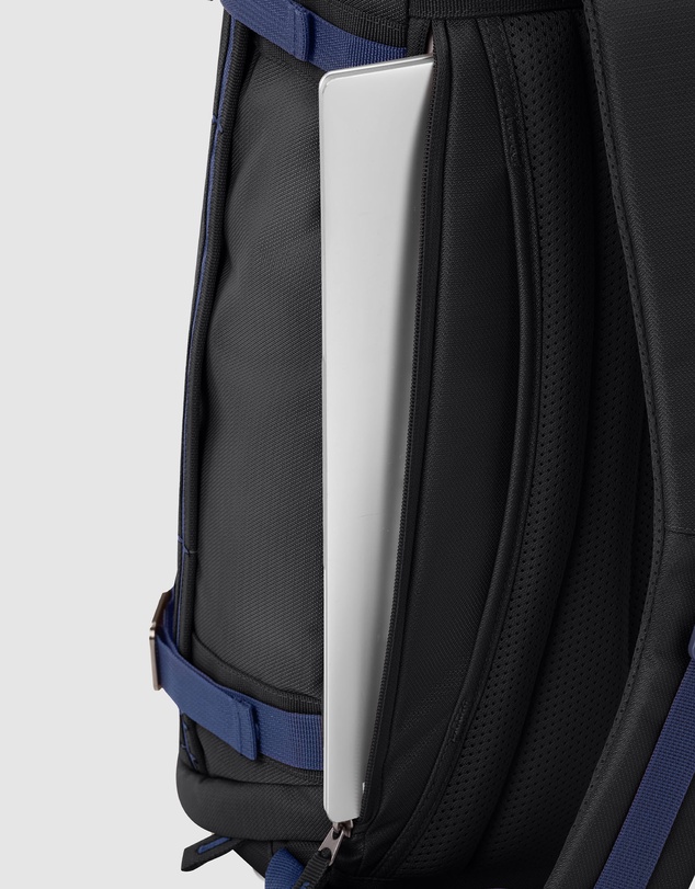 High Sierra - Travel Backpack