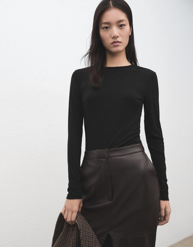M.N.G - Round-Neck Long-Sleeved T-Shirt