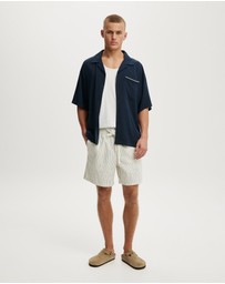 Cotton On - Easy Short