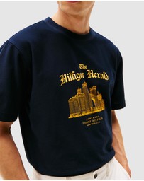 Tommy Hilfiger - Graphic Relaxed Crew Neck T-Shirt
