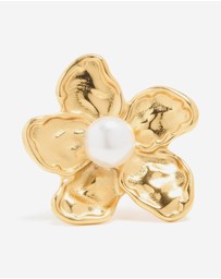Lovisa - Waterproof Gold Plated Stainless Steel Large Flower Pearl Ring