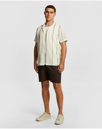 yd. - Arlington Crochet Shirt