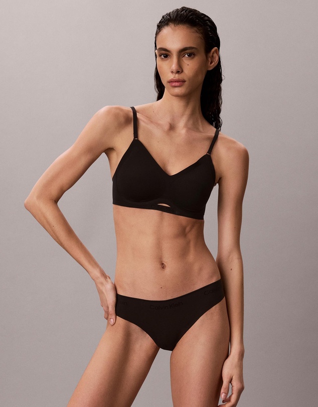 Calvin Klein - Invisibles Stretch Lift Bralette