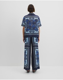 Country Road - Scarf Print Short Sleeve Shirt