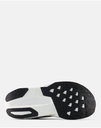 New Balance - FuelCell Rebel v5 - Women's