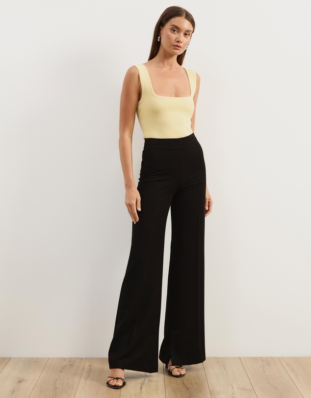 Atmos&Here - Gia Square Neck Knit Top