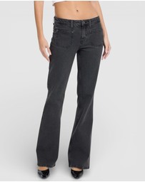 GUESS Jeans - GUESS JEANS G09 Bootcut Patch Pocket Jeans