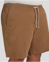 Johnny Bigg - Cowan Walk Short