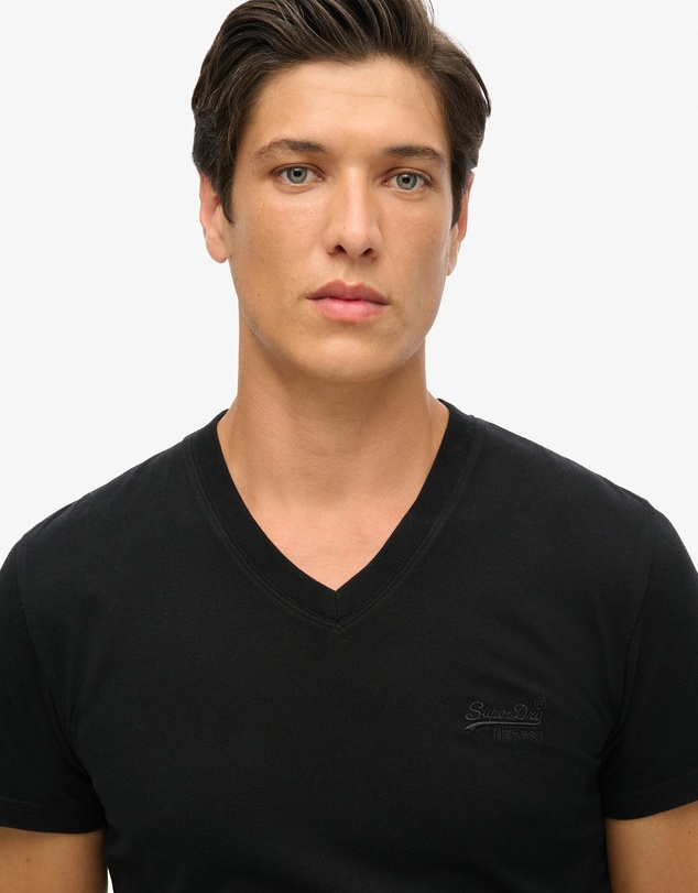 Superdry - Essential Logo Embroidered Vee Slim Fit Tee