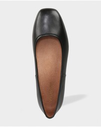 Vionic - Orinda Ballet Flat - Black Nappa