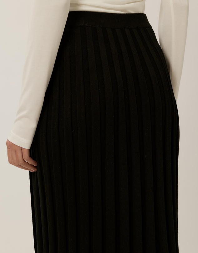 Tussah - Aurora Ribbed Knit Button Detail Midi Skirt