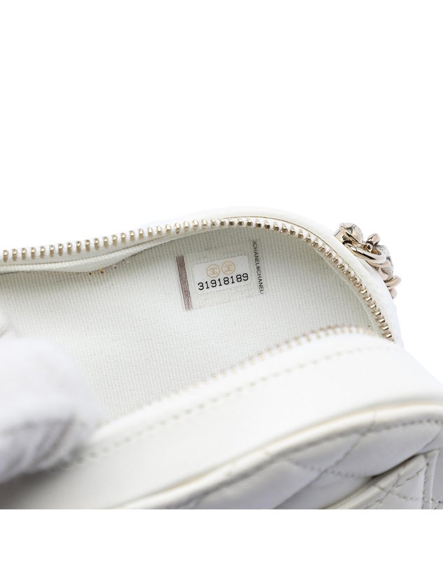 Pre-Loved by Azura Reborn - Pre-Loved Mini Lambskin CC in Love Heart Crossbody