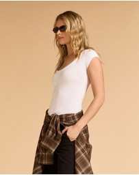 MVN - Soft Scoop Neck Top
