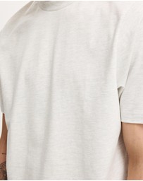 Cotton On - Cropped Fit T-Shirt