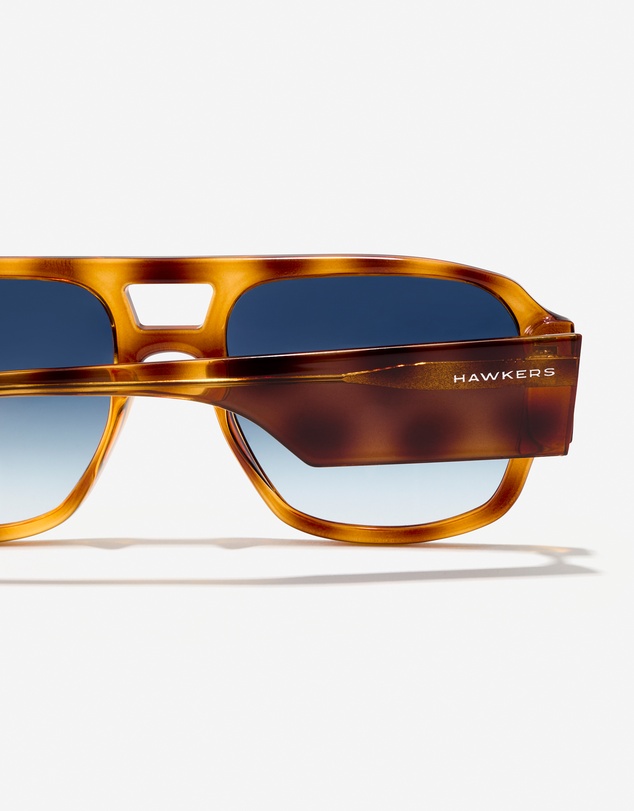 Hawkers Co - HAWKERS Sunglasses for Men and Women - Protection UV400 VIETRI Model - Round Sunglasses