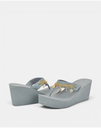 GUESS - Sutton Wedge Sandals