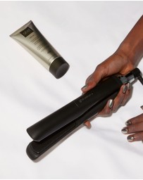 ghd - platinum+ Hair Straightener in Black