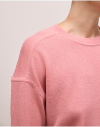 Trenery - Merino Cashmere Forward Shoulder Seam Crew in Dusty Rose