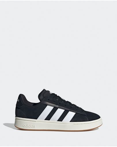 Core Black / Cloud White / Gum