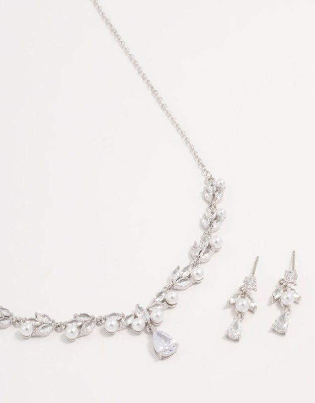 Lovisa - Silver Cubic Zirconia & Pearl Jewellery Set