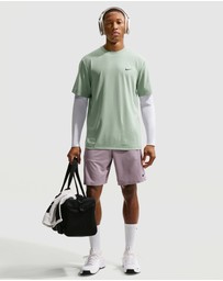 Nike - Hyverse Men's Dri FIT UV Short-Sleeve Versatile Top