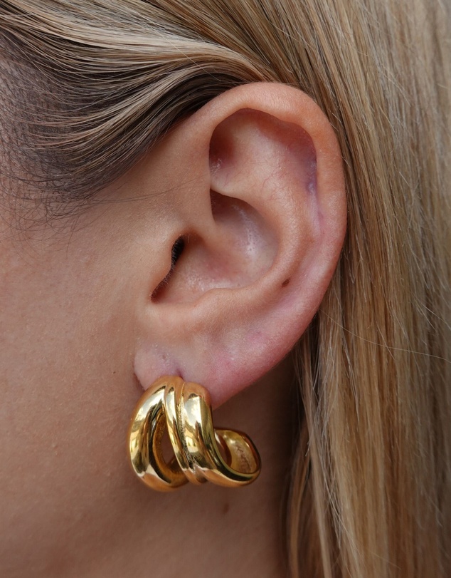 Izoa - Quinn Hoop Earrings
