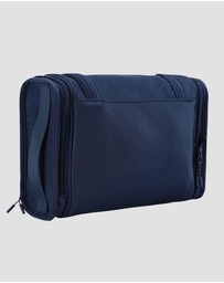 Van Heusen - Expandable Hanging Toiletry Bag
