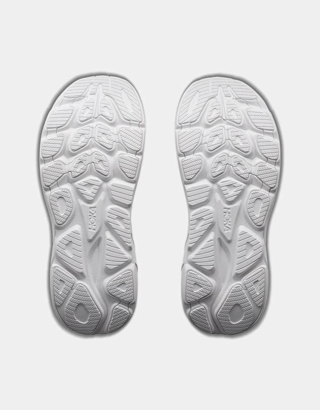HOKA - Clifton 11 - Men's