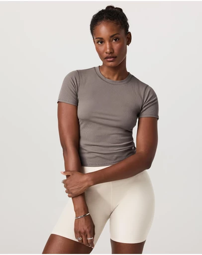 Vuori - Pose Fitted Tee