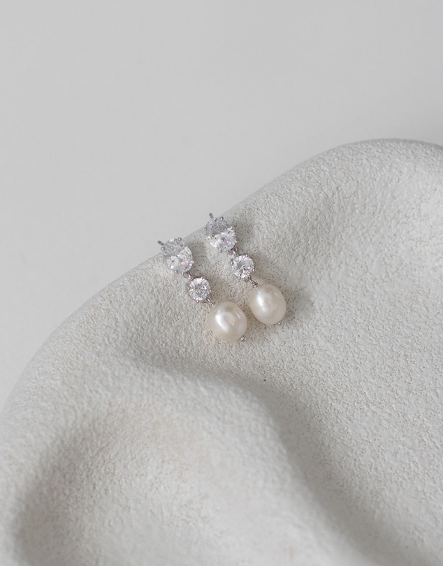 The White Collection - Poppy - Freshwater Silver Pearl Bridal Earrings