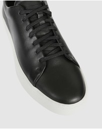 Brando - Mardon Sneakers