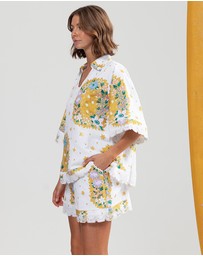 Binny - 2 Massinger Street Top