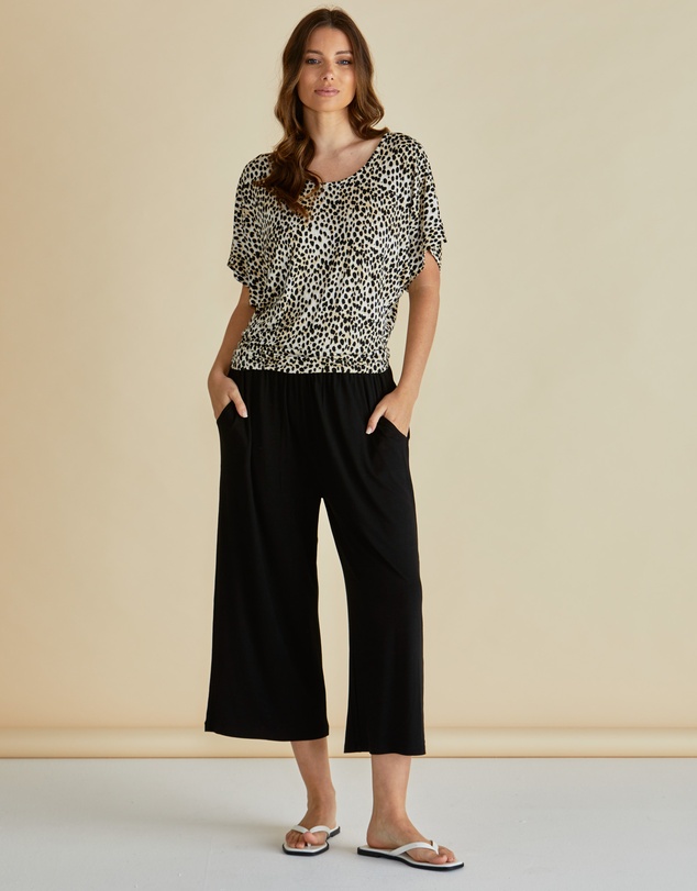 Betty Basics - Maui Tee