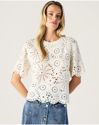 MOS The Label - Anouk Crochet Top