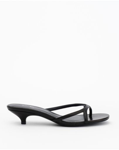 Black Tumble