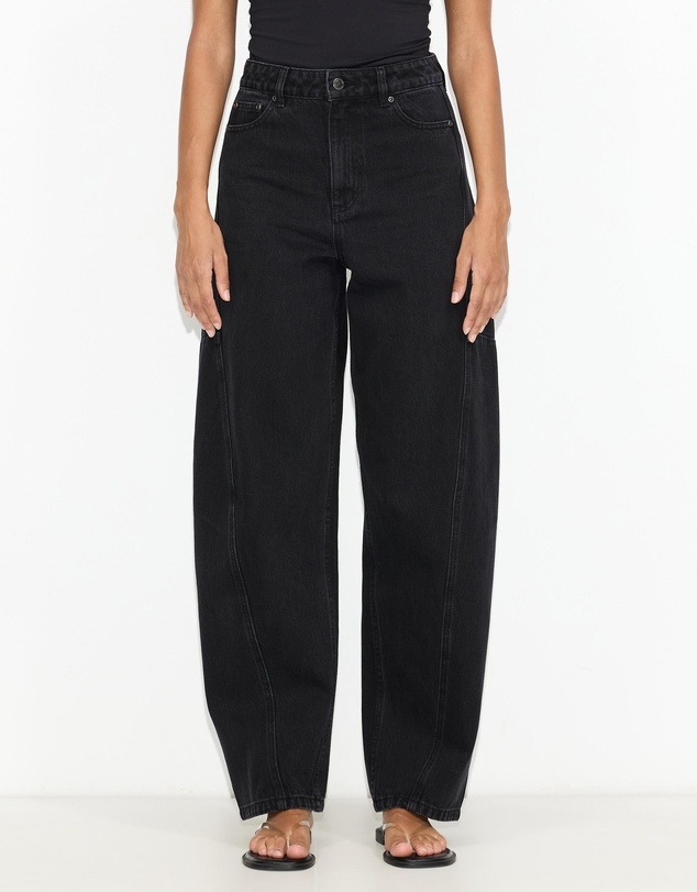 Dazie - Austin Barrel Jeans