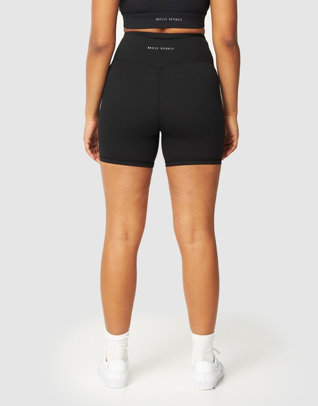 Muscle Republic - Live Shorts