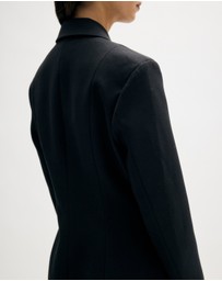 Minima Esenciales - Nolan Tailored Blazer