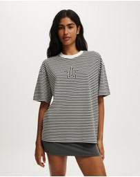 Cotton On - The Boxy Graphic Tee