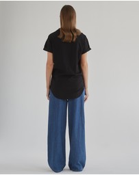 DRICOPER DENIM - Slouchy Black Tee