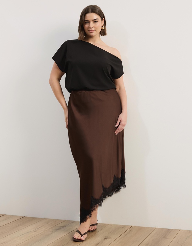 Atmos&Here Curvy - Willow Off Shoulder Top