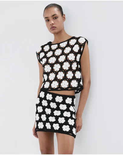M.N.G - Crochet Floral Mini-Skirt