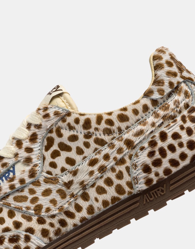 Autry - Windspin Low Wom Sneakers - Women's