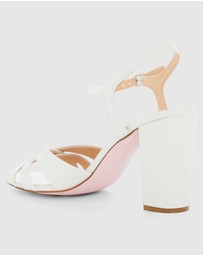 Pink Inc - Audrey