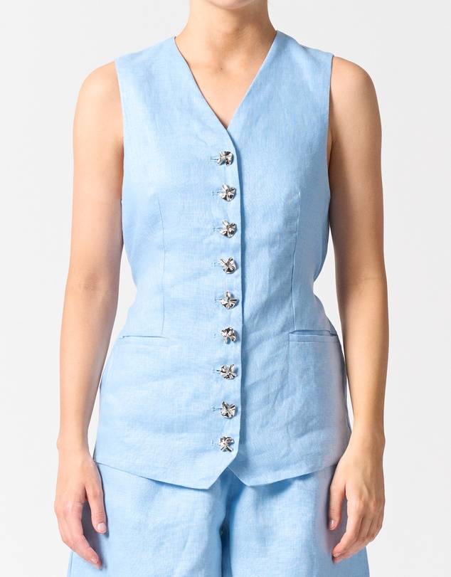 Walnut Melbourne - Malta Vest